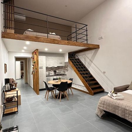 Apartament Le Radici Di Parthenope Neapol Zewnętrze zdjęcie